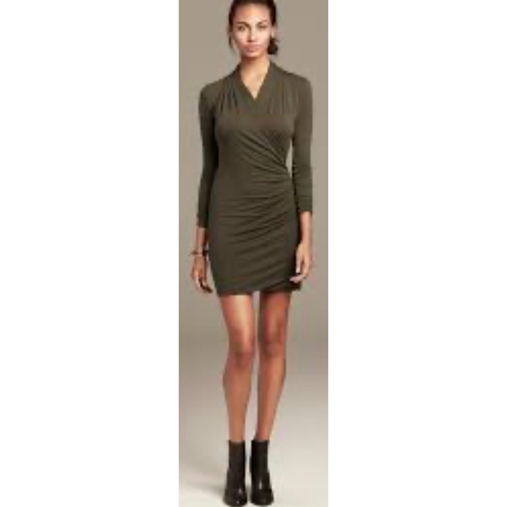 Banana Republic Olive Green Ruched V Neck Long Sleeve Dress‎ XS